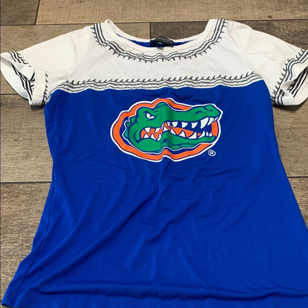 Women’s Gators top